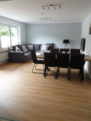 Ferienwohnung Voelker, wenige Schritte zum Meer, WLAN, 3 SZ, Kinder geeignet, Sackgasse, Horumersiel - Nordsee, Erdgeschoss